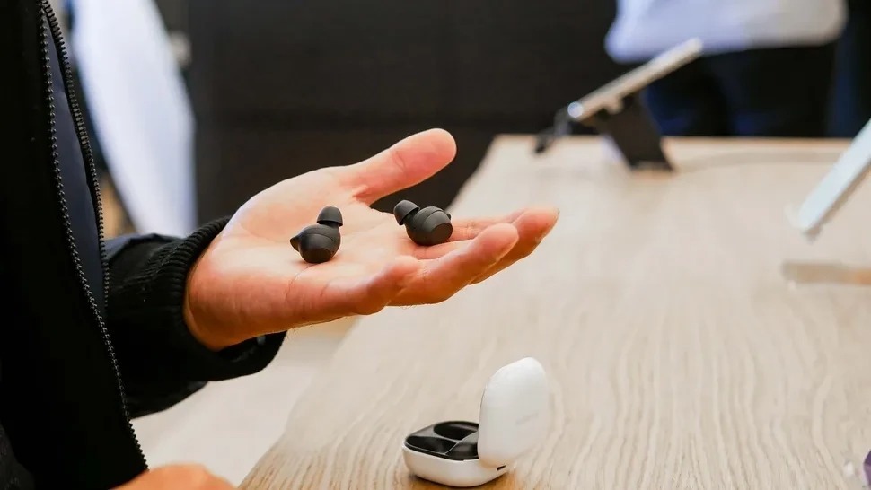 100 dolardan ucuz: Galaxy Buds FE fiyatı ve özellikleri 1.Resim